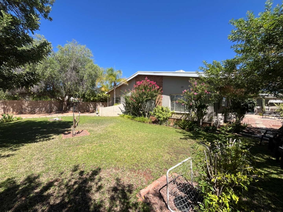 5 Bedroom Property for Sale in Oosterville Northern Cape